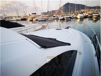 Pershing 56