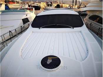 Pershing 56