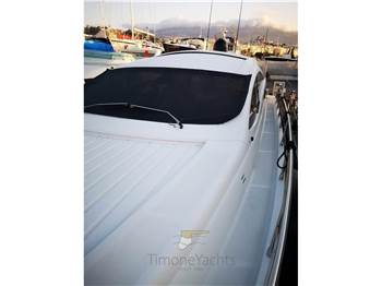 Pershing 56