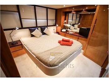Pershing 56