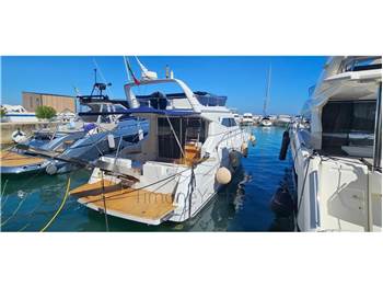 Raffaelli Typhoon Fly 38