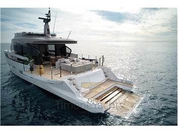 Azimut Seadeck 7