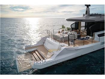 Azimut Seadeck 7