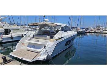 Azimut Atlantis 43