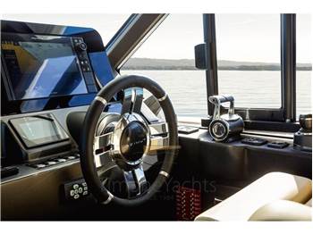 Azimut MAGELLANO 66