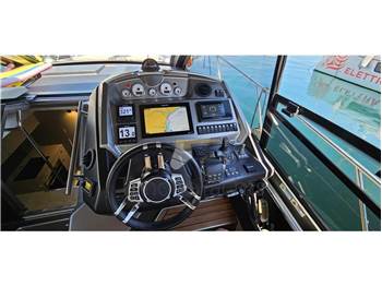 Cranchi M44 HT
