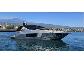 Cranchi M44 HT