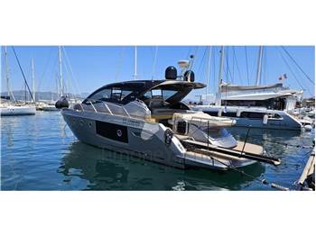 Cranchi M44 HT