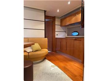 Pershing 62