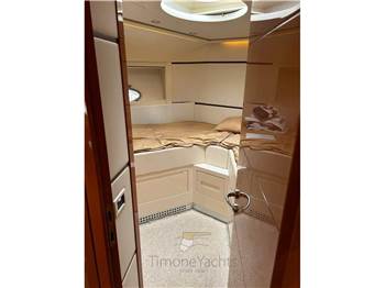 Pershing 62