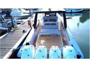 Ranieri International Cayman 50.0 hard top