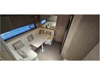 Azimut Atlantis 43