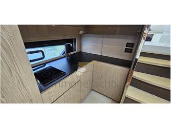 Azimut Atlantis 43