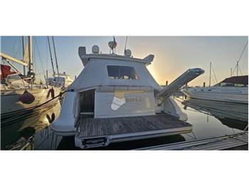 Azimut 43S