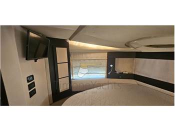 Azimut 43S