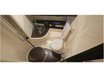 Azimut 43S