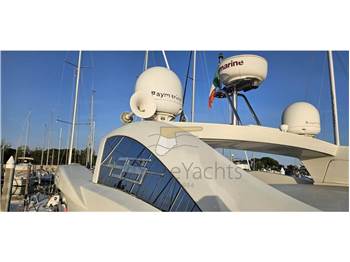 Azimut 43S