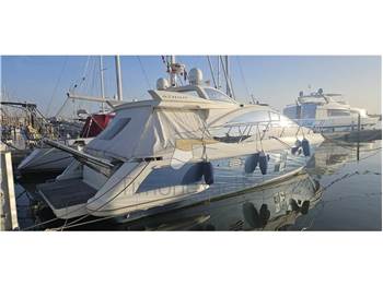 Azimut 43S