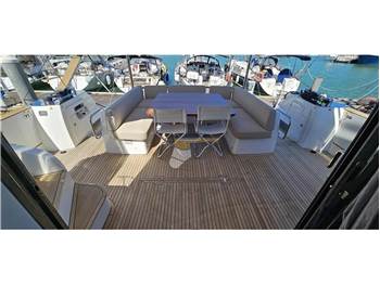 Azimut Magellano 66EVO