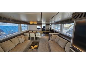 Azimut Magellano 66EVO
