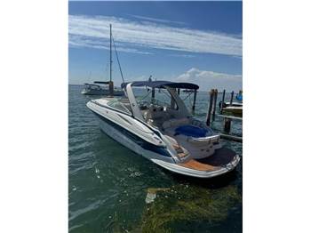 Crownline 315 SCR