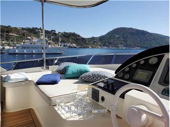 Aicon 64 FLY (4 cabins + crew)