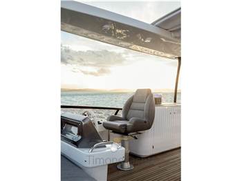 Azimut MAGELLANO 66