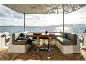 Azimut MAGELLANO 66