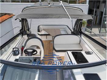 Bavaria S30