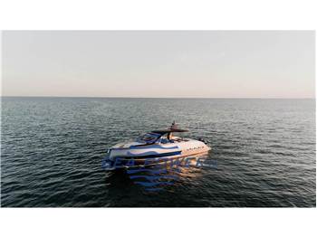 Invictus 460
