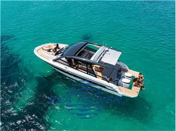Bavaria Vida 33 Hard Top