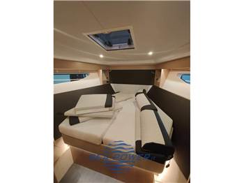 Bavaria SR 38 Open Top Charter