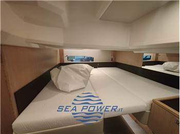 Bavaria SR 38 Open Top Charter