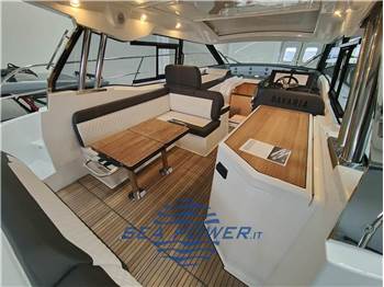 Bavaria SR 36 Hard Top Charter