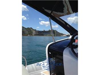 Pirelli Pirelli 11 cabin