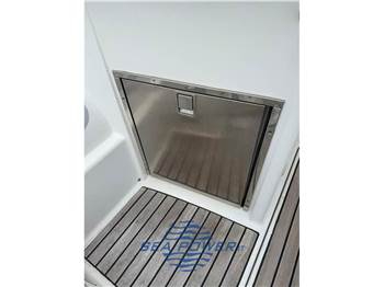 Pirelli Pirelli 11 cabin