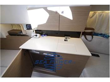 Jeanneau Cap Camarat 9.0 VERSIONE 2