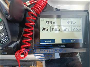 Jeanneau Cap Camarat 9.0 VERSIONE 2