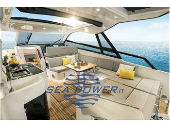 Bavaria Vida 33 Hard Top