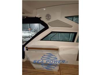 Beneteau GT 40