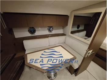 Beneteau GT 40