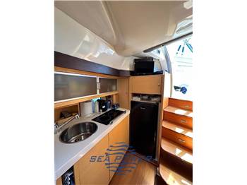 Cranchi. MEDITERRANE 43 OPEN TOP