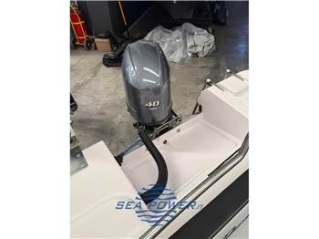 Ranieri Cantiere Shadow 19