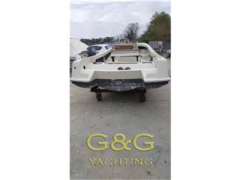 BOSTON WHALER OUTRAGE  21