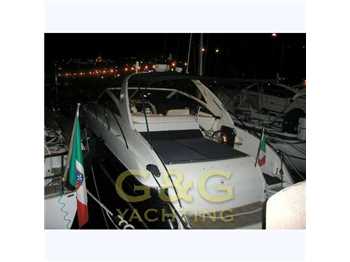 Princess V42