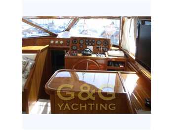 Mondomarine Arrow 50