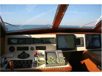 Cantieri di Pisa Akhir 16,50