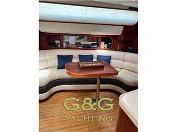 CHRIS CRAFT ROAMER 43