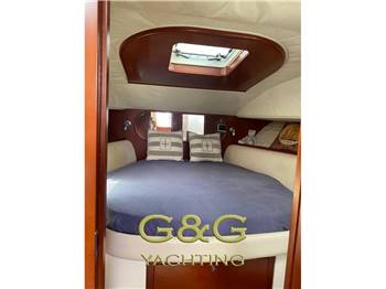 CHRIS CRAFT ROAMER 43