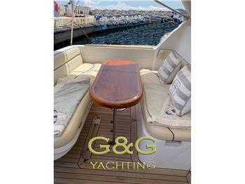 CHRIS CRAFT ROAMER 43